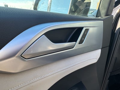 2026 Volkswagen Taos SE 4MOTION