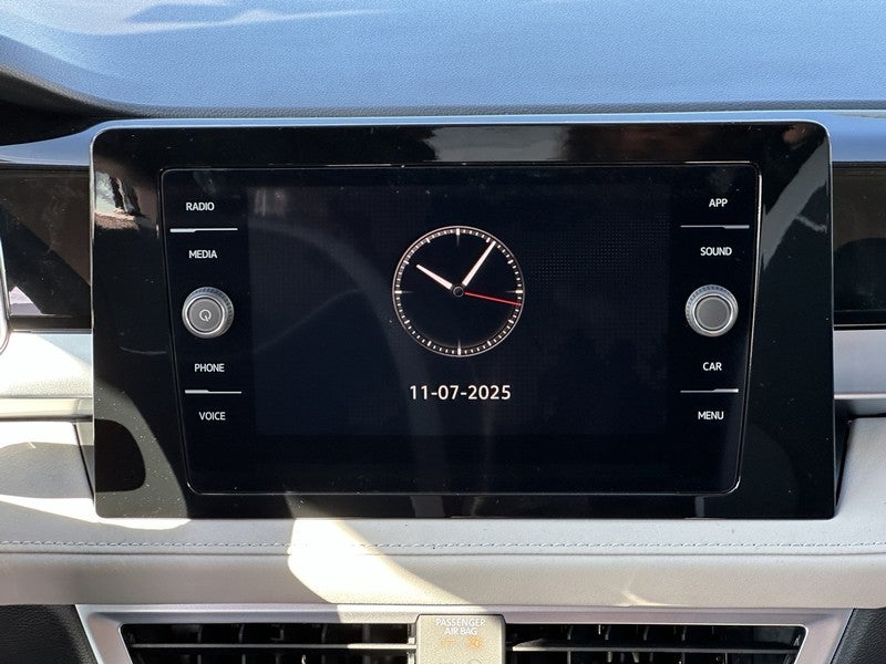 2025 Volkswagen Taos SE 4MOTION