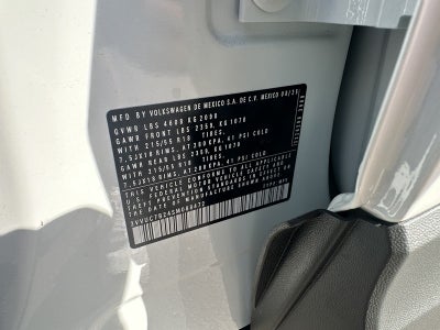 2025 Volkswagen Taos SE 4MOTION