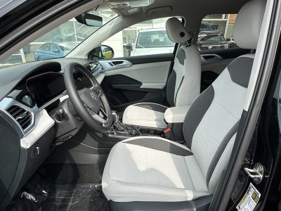 2025 Volkswagen Taos SE 4MOTION