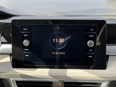 2026 Volkswagen Taos SE 4MOTION