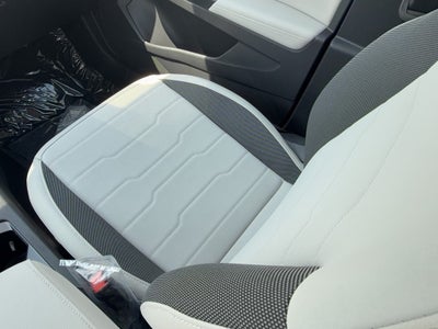2026 Volkswagen Taos SE 4MOTION