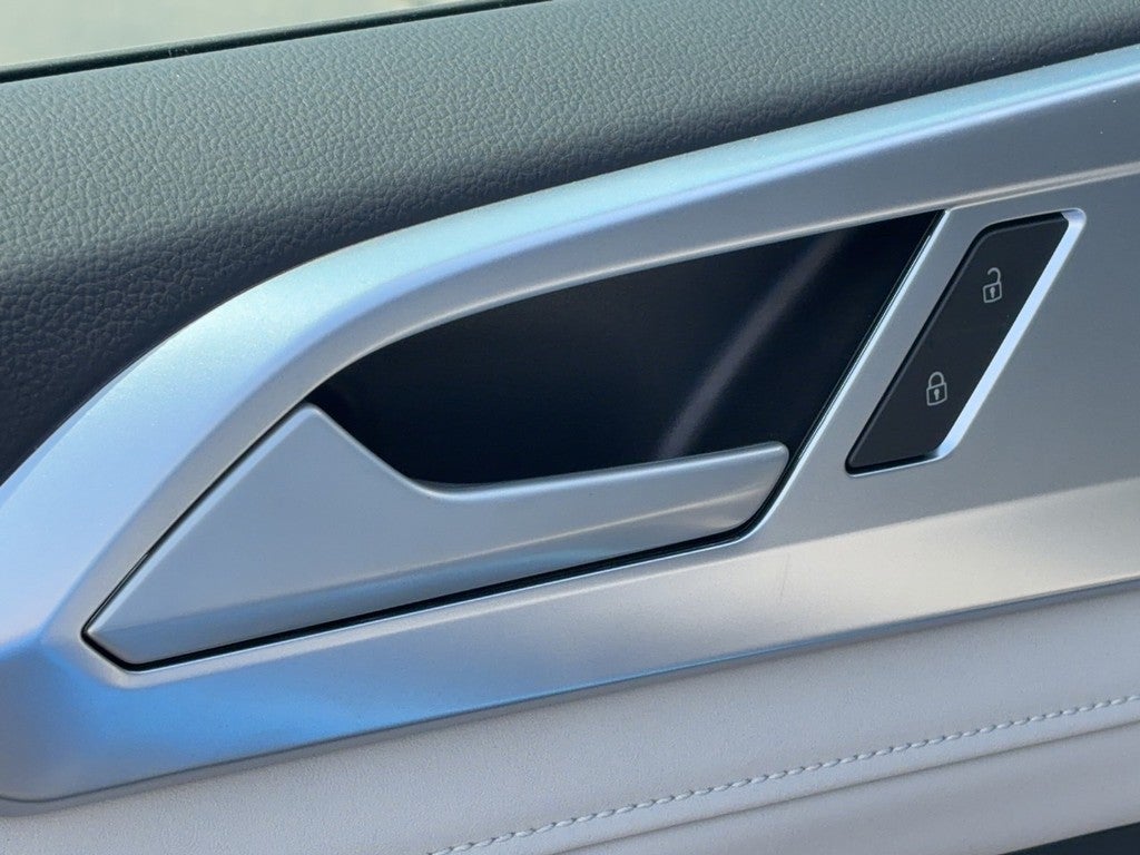 2026 Volkswagen Taos SE 4MOTION