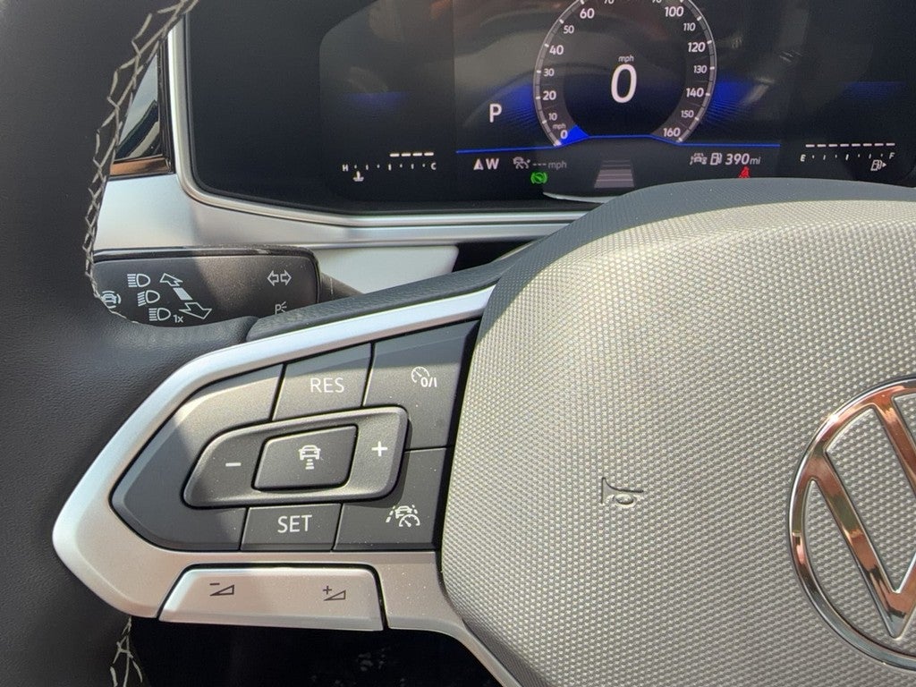 2026 Volkswagen Taos SE 4MOTION