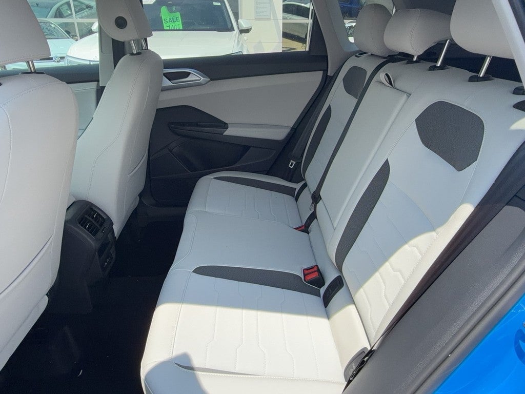 2026 Volkswagen Taos SE 4MOTION