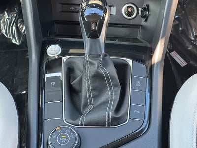 2026 Volkswagen Taos SE 4MOTION