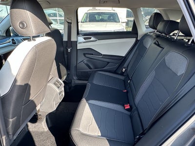 2026 Volkswagen Taos SE 4MOTION