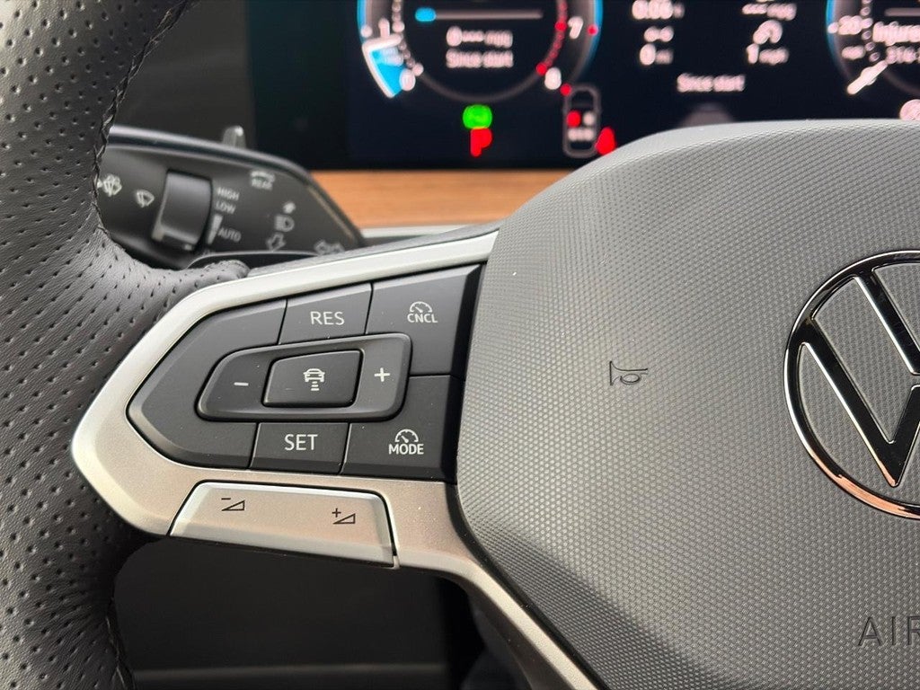 2027 Volkswagen Tiguan SEL R-Line Turbo 4MOTION