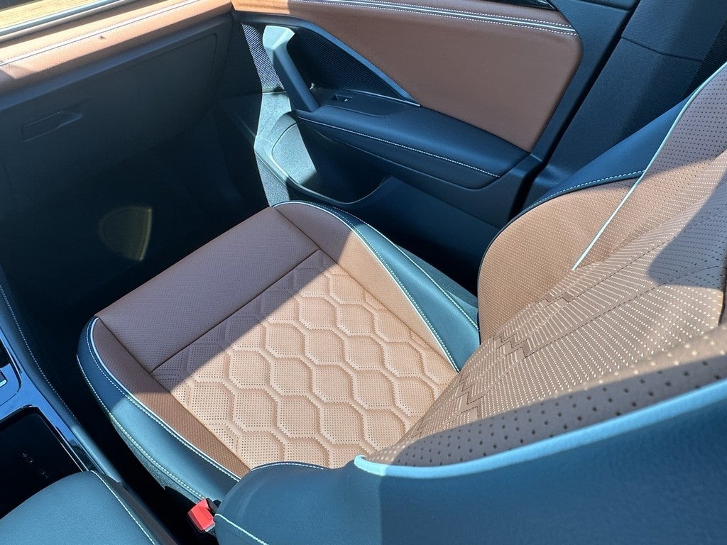 2026 Volkswagen Tiguan 2.0T SEL R-Line Turbo 4MOTION