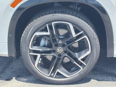 2026 Volkswagen Tiguan 2.0T SEL R-Line Turbo 4MOTION