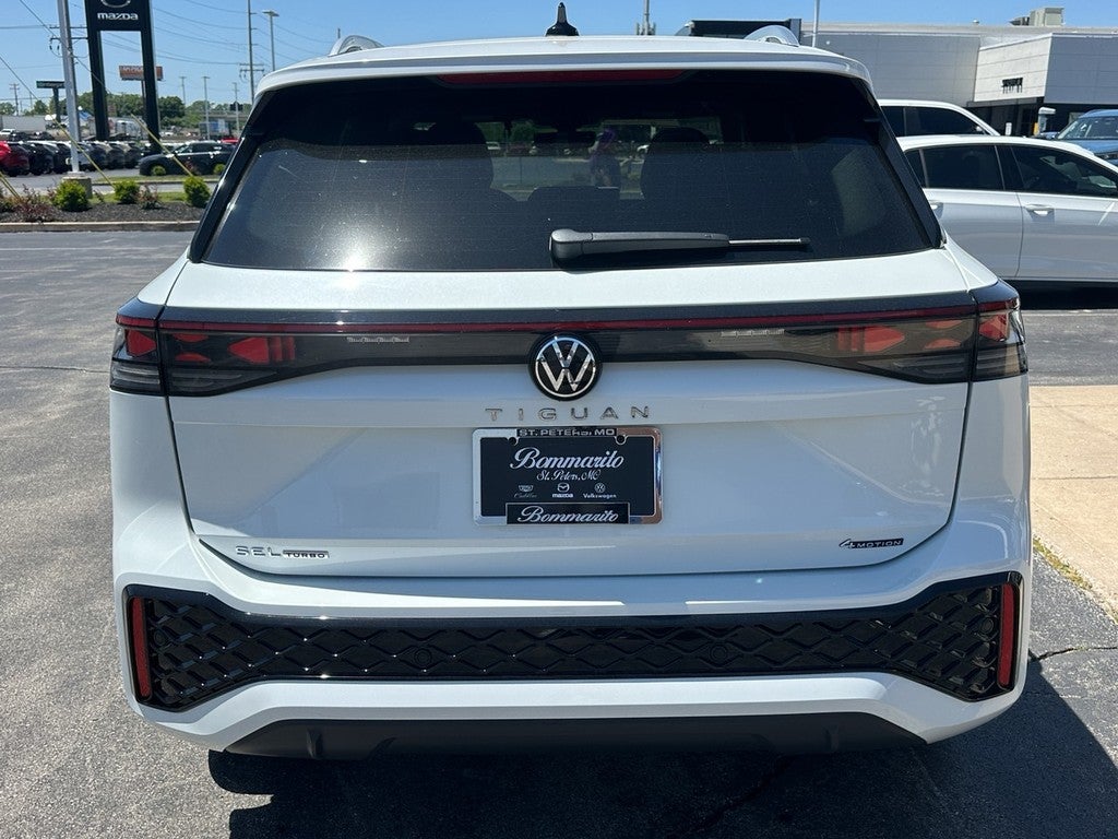 2026 Volkswagen Tiguan 2.0T SEL R-Line Turbo 4MOTION