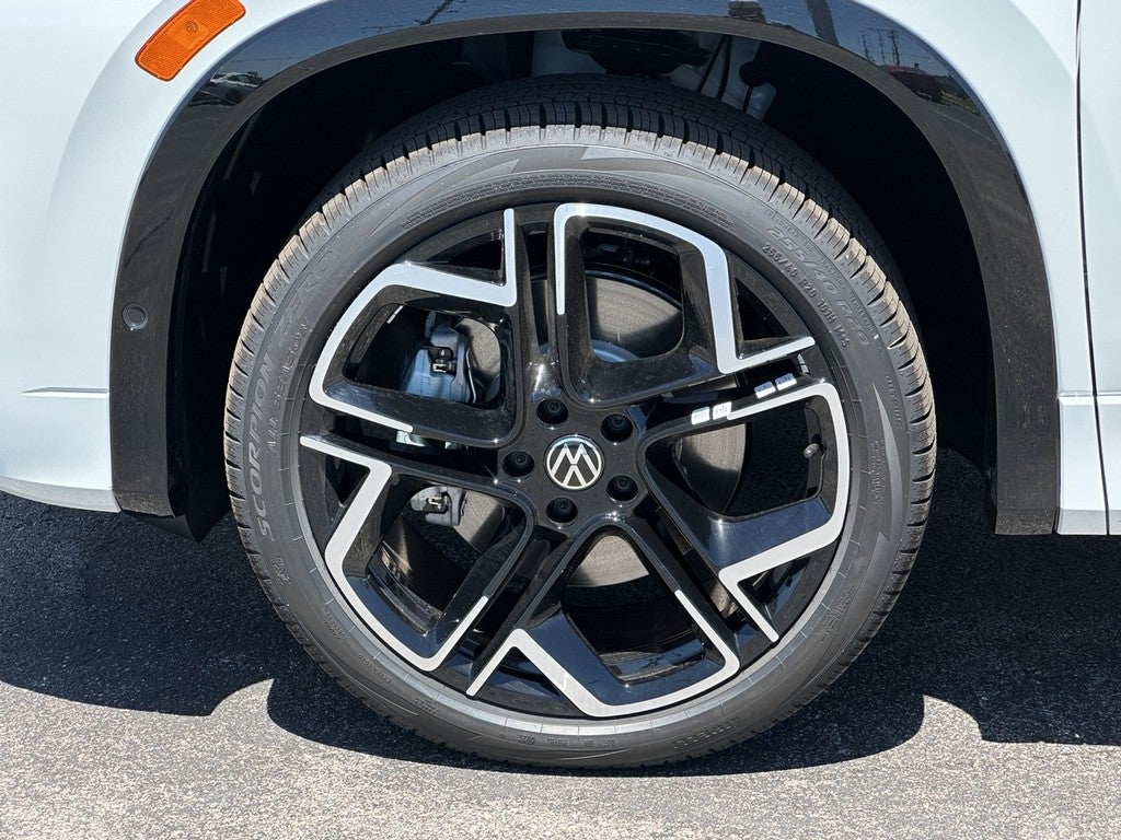 2026 Volkswagen Tiguan 2.0T SEL R-Line Turbo 4MOTION