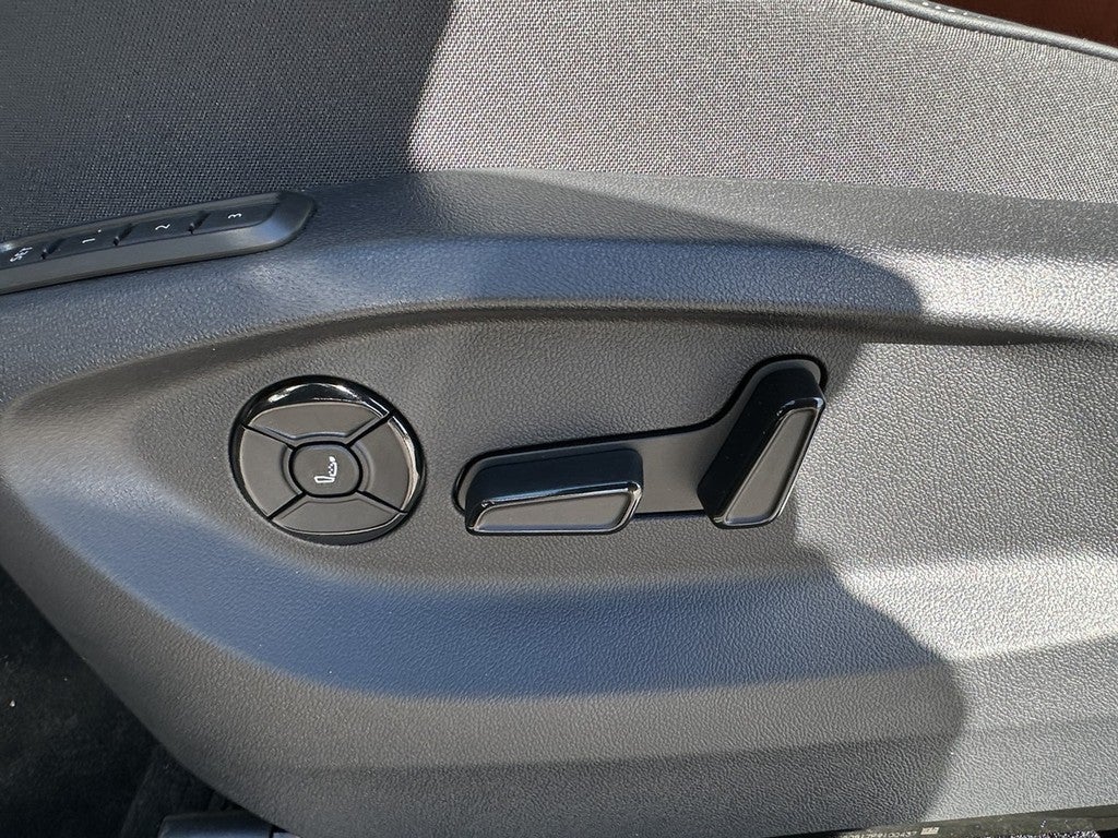 2026 Volkswagen Tiguan 2.0T SEL R-Line Turbo 4MOTION