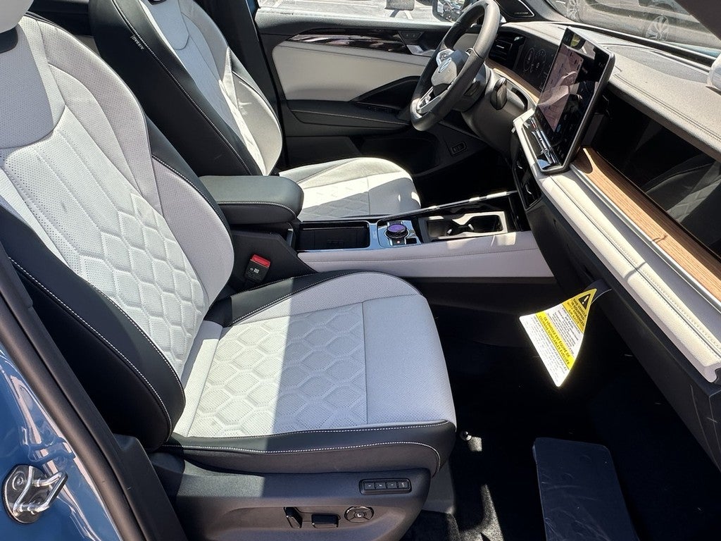 2026 Volkswagen Tiguan 2.0T SEL R-Line Turbo 4MOTION