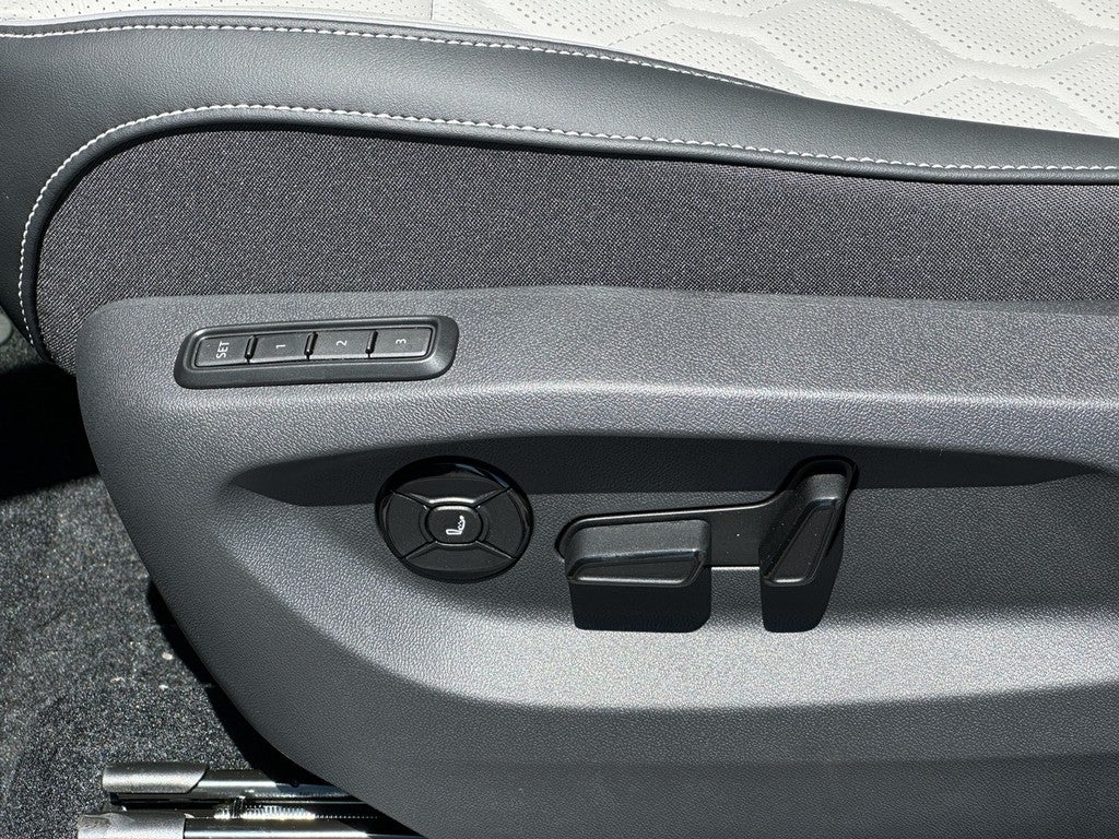 2026 Volkswagen Tiguan 2.0T SEL R-Line Turbo 4MOTION