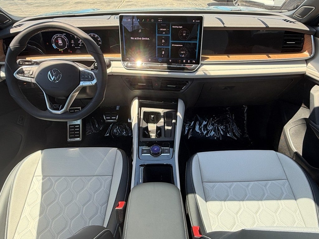 2026 Volkswagen Tiguan 2.0T SEL R-Line Turbo 4MOTION