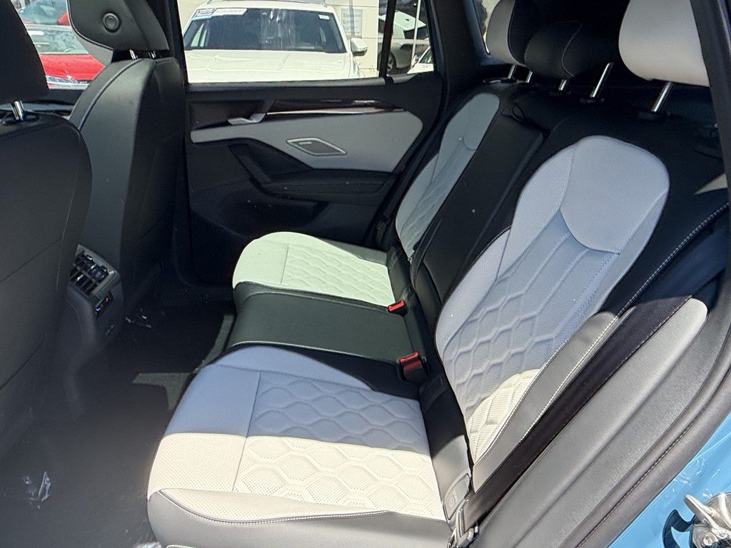 2026 Volkswagen Tiguan 2.0T SEL R-Line Turbo 4MOTION
