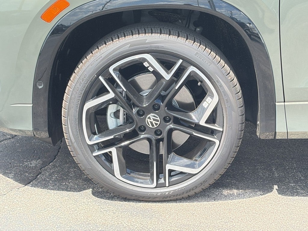 2026 Volkswagen Tiguan 2.0T SEL R-Line Turbo 4MOTION