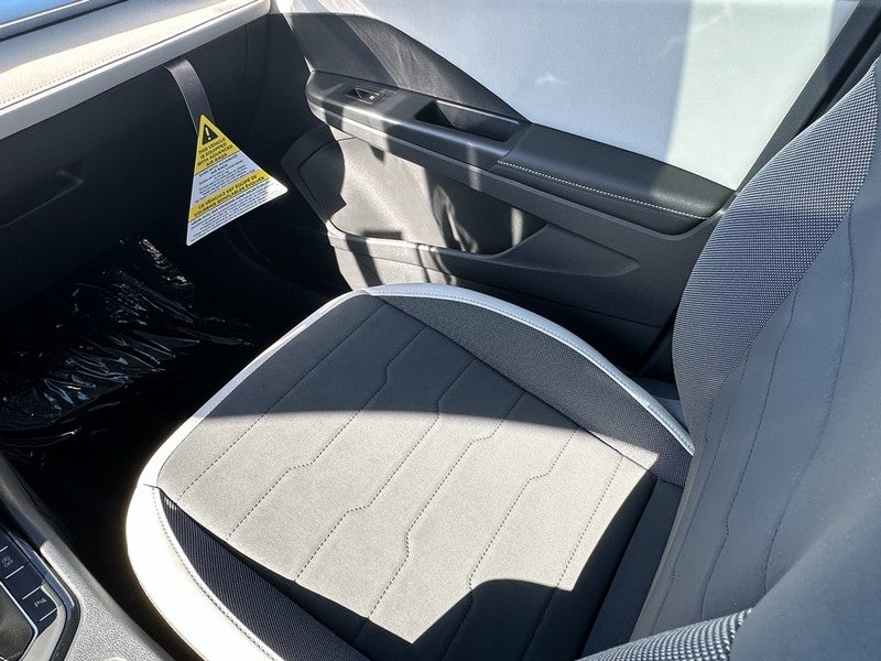 2025 Volkswagen Taos SE 4MOTION