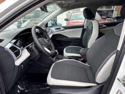 2025 Volkswagen Taos SE 4MOTION
