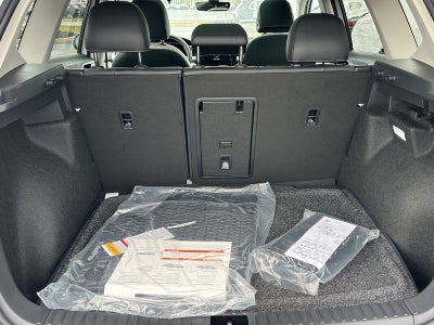 2025 Volkswagen Taos SE 4MOTION