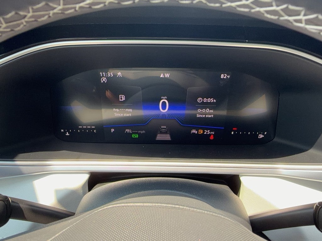 2026 Volkswagen Taos SE 4MOTION