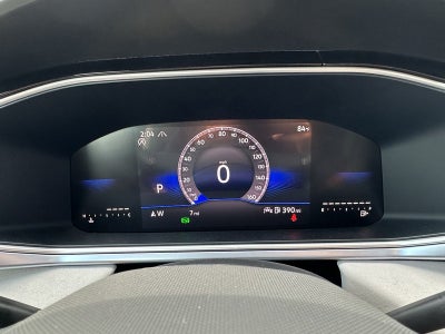 2025 Volkswagen Taos SE 4MOTION