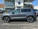 2025 Volkswagen Taos SE 4MOTION