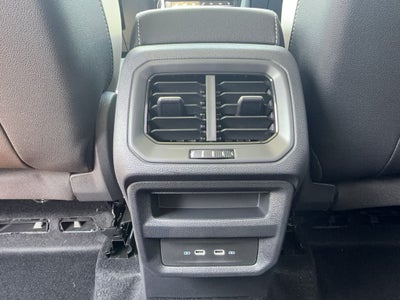 2026 Volkswagen Taos SE 4MOTION