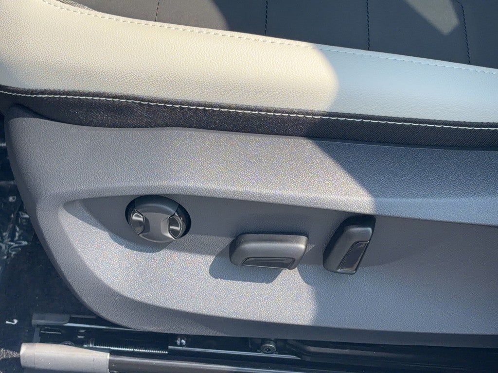 2026 Volkswagen Taos SE 4MOTION