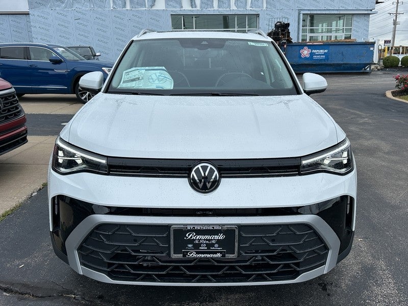 2025 Volkswagen Taos SE 4MOTION