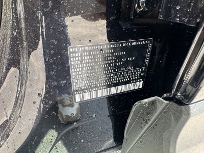 2025 Volkswagen Taos SE 4MOTION