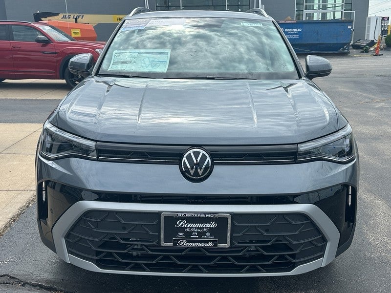 2025 Volkswagen Taos SE 4MOTION