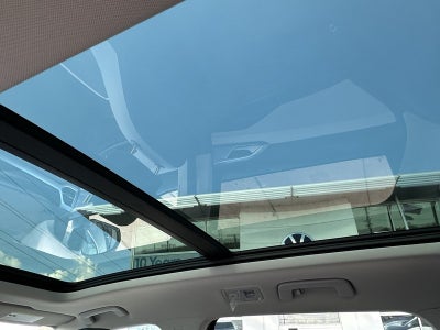 2025 Volkswagen Taos SE 4MOTION