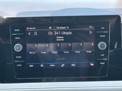 2025 Volkswagen Taos SE 4MOTION