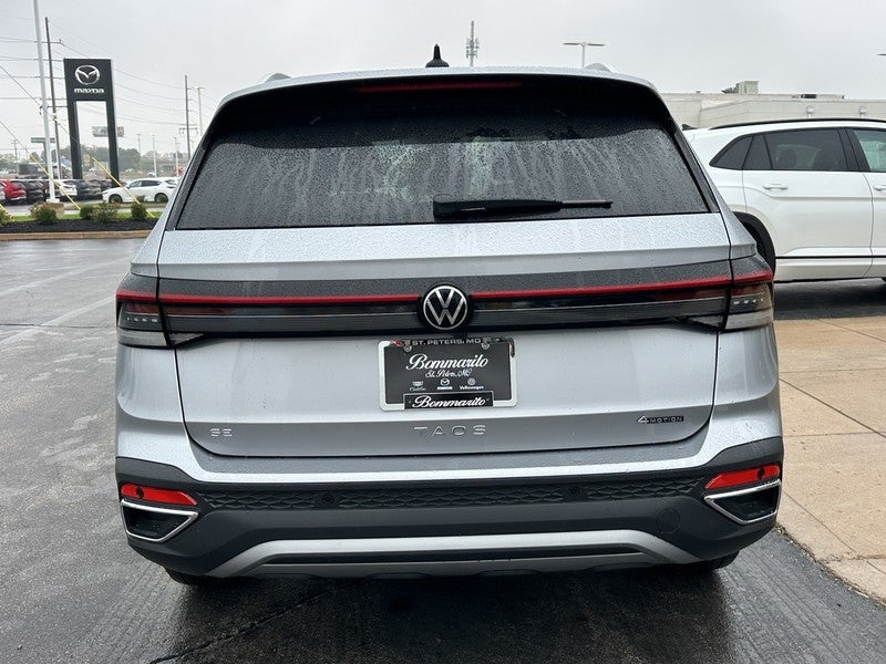 2025 Volkswagen Taos SE 4MOTION