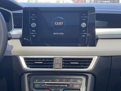 2026 Volkswagen Taos SE 4MOTION