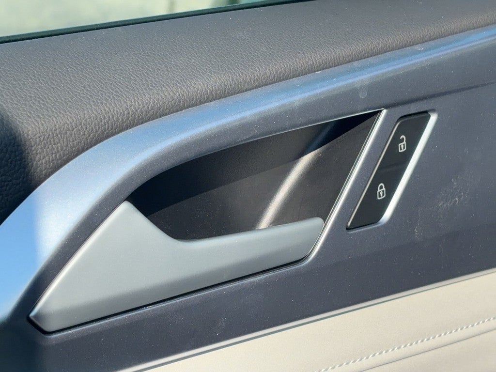 2026 Volkswagen Taos SE 4MOTION