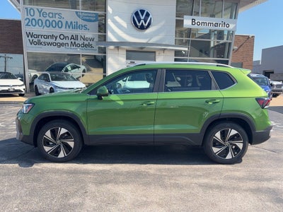 2026 Volkswagen Taos SE 4MOTION