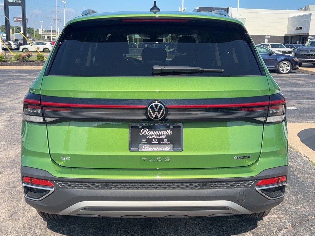 2026 Volkswagen Taos SE 4MOTION