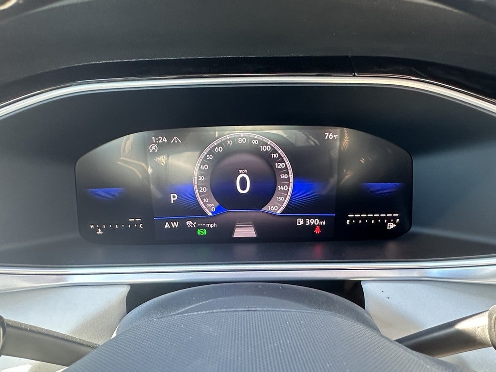 2025 Volkswagen Taos SE 4MOTION