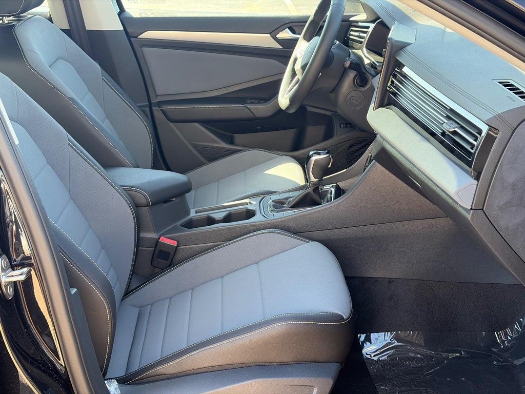 2026 Volkswagen Jetta SE Auto
