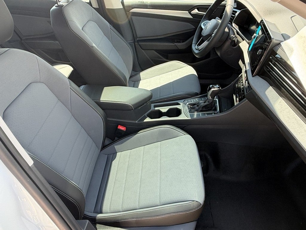 2026 Volkswagen Jetta SE Auto