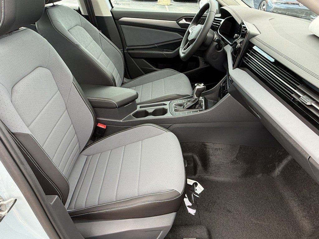 2026 Volkswagen Jetta SE Auto