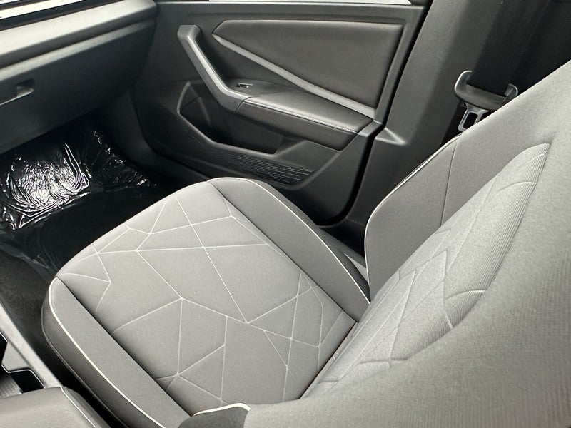 2025 Volkswagen Jetta Sport Auto