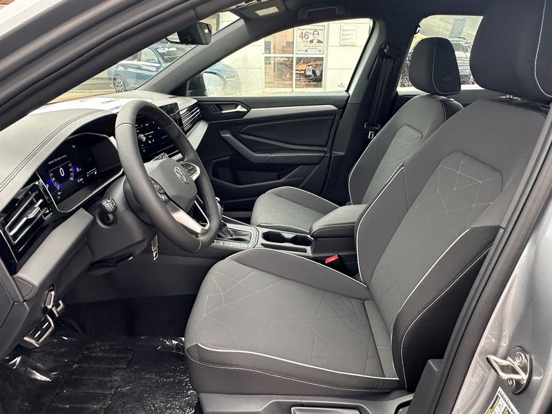 2025 Volkswagen Jetta Sport Auto