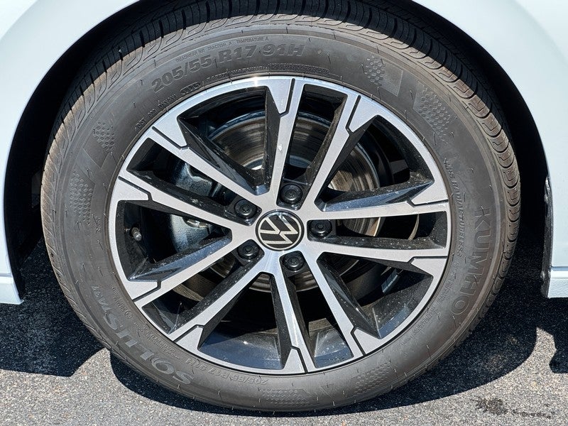 2025 Volkswagen Jetta Sport Auto