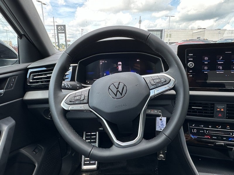 2025 Volkswagen Jetta Sport Auto