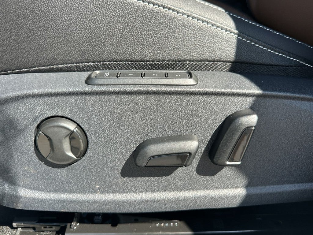 2026 Volkswagen Jetta SEL Auto