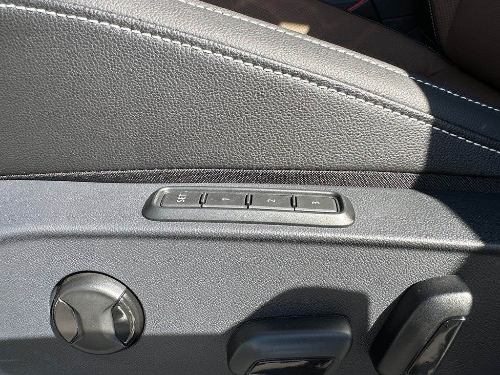 2026 Volkswagen Jetta SEL Auto